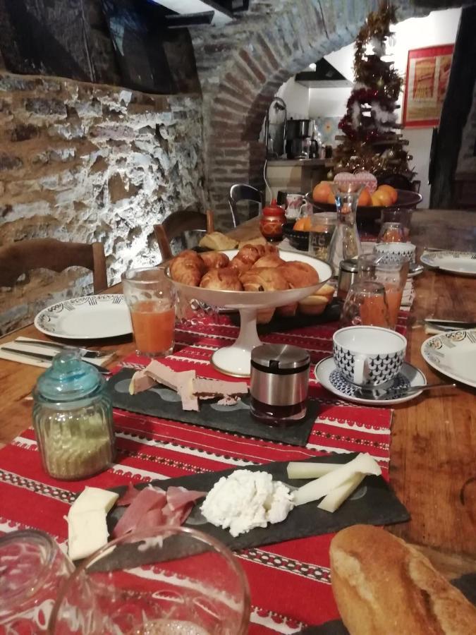 La Lauze Et L'Anguille Bed & Breakfast Gaillac Exterior photo