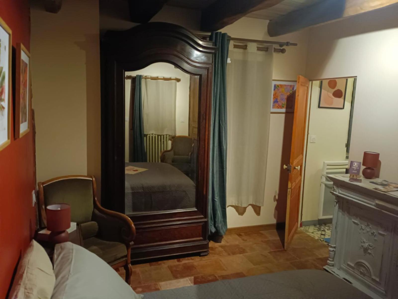 La Lauze Et L'Anguille Bed & Breakfast Gaillac Exterior photo